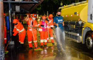 Bloco da limpeza “lava a Covid” das ruas de ManausSanitização