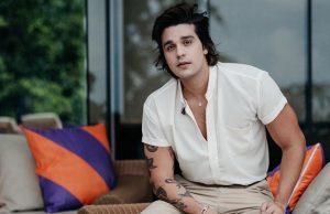 Luan Santana envia respiradores, luvas e máscaras para o Amazonas nesta segundaPandemia