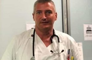 Médico é preso acusado de matar pacientes de Covid para liberar leitos