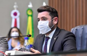 Emenda de Carlinhos Bessa garante R$ 160 milhões do FTI para o interior