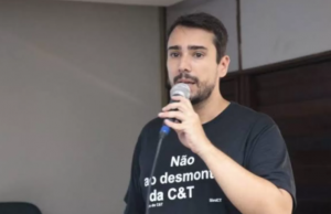 Terceira onda da Covid será ainda mais mortal em Manaus, afirma cientista'Se não adotar lockdown, a capital será o epicentro da covid-19 no mundo e criadouro de novas cepas ainda mais perigosas do vírus.'