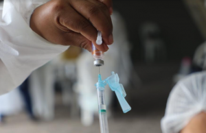 Amazonas tem 238.472 doses de vacina contra a Covid-19 aplicadasCombate à pandemia