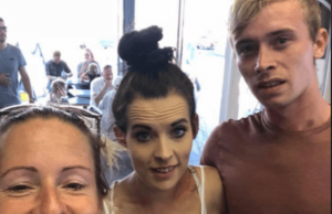 Homem foge com a sogra e abandona namorada em trabalho de parto