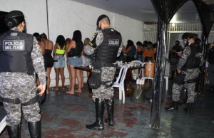 Festas no Coroado e Cachoeirinha terminam com 60 detidos em ManausDECRETO