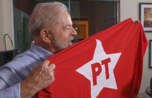 Nova pesquisa aponta Lula na liderança com 46% de votos, contra 30% de Bolsonaro