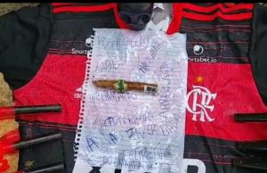 Trabalho de Macumba para amarrar o Flamengo é descoberto no AlvoradaSai pra lá