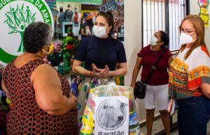 Deputada Nejmi Aziz visita o Instituto Solidários da Amazônia e ajuda projetos da OrganizaçãoSolidariedade