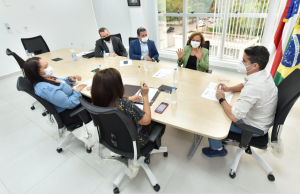 David Almeida e Ministério Público firmam políticas públicas para crianças e adolescentesCompromisso