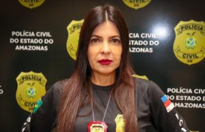 Ciumento: esposa chama delegada e marido desconfiado devolve o celular dela no TarumãGalhada