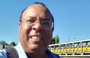 COVID: Um mês após perder a mãe, médico morre vítima do coronavírus em ManausLuto e respeito