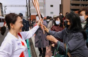 Japão se divide entre o revezamento da Tocha e novos casos de CovidPandemia e esporte