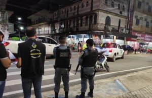 Polícia fecha 15 comércios em TeféDecreto e pandemia