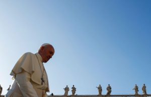 Papa Francisco vai ao Iraque e pede o fim do terrorismoBençãos