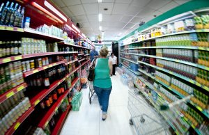 Inflação oficial no Brasil fica em 0,86% em fevereiro; e a inflação real?Piada