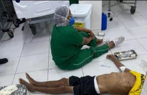 Paciente morre no chão de UPA superlotada no PiauíBrasil da pandemia