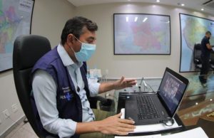 Wilson Lima abre negociação para compra de 1 milhão de vacinas Sputnik VImunização