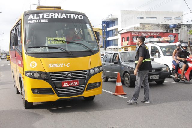 AMARELINHOS