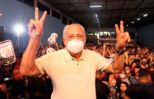 Amazonino Mendes lidera com 33,4% aponta pesquisa para governador