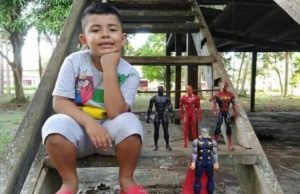 Tragédia em Barreirinha: Criança de 7 anos morre em acidente com voadeiraLuto no interior do Amazonas