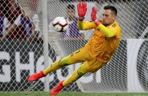 Diego Alves brilha e ensina ao Palmeiras quem é o maior colecionador de títulos do BrasilMais uma taça