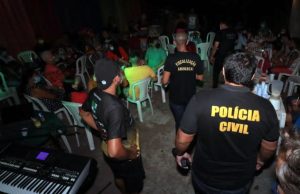 Polícia fecha 10 locais e cancela festa clandestina dos baladeiros de ManausPovo não aprende