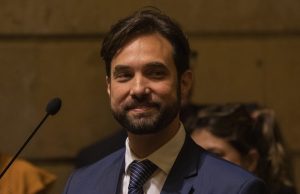 Justiça alega presunção de inocência e nega pedido de afastamento de Dr. Jairinho do cargo