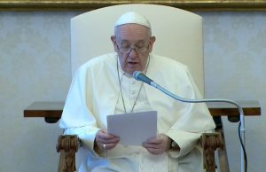 Mensagem de Páscoa do Papa deseja ao mundo renascimento pós-pandemiaFé