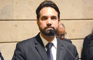 Dr. Jairinho mandou vazar nudes da ex para coagir testemunhaTática tenebrosa