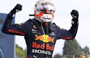Verstapen desbanca Hamilton e vence GP no circuito onde Senna morreuJovem e talentoso piloto da Rede Bull