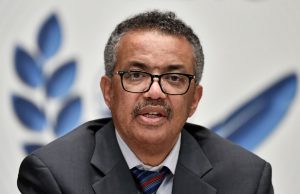 Pandemia “não está nem perto do fim”, alerta OMSOrganização diz que é enganosa ideia de que Ômicron é menos agressiva