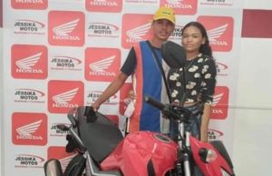 Casal de namorados morre em violentíssimo acidente de moto no AlvoradaDeus console essas famílias