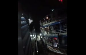 Embarcações com passageiros quase se chocam no AM; veja o vídeoQuase uma tragédia