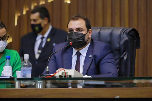 07 - Dep. Roberto Cidade - apresenta emenda à LDO para garantir concurso da PM e Corpo de Bombeiros