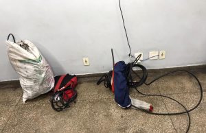 Trio é preso em flagrante furtando fio de internet em Flores