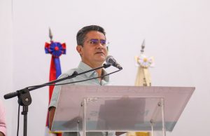 David Almeida promete imunizar população de 30 a 39 anos contra Covid-19Próximos dias