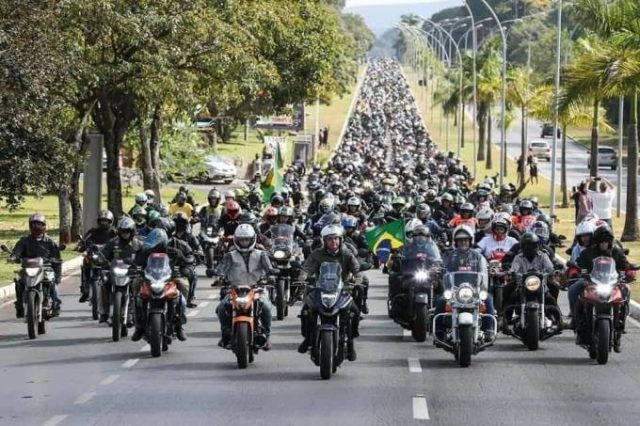 Bolsonaro-motoqueiros