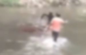 Enfurecido, pai mata com 30 facadas namorado da filha durante banho de rio; vídeo