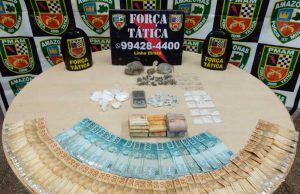 Na pacata zona leste, PM apreende mais R$ 11 mil e drogas com dupla de traficantesOs militares iniciaram abordagem e conseguiram alcançar os suspeitos, encontrando com eles mais porções de entorpecente