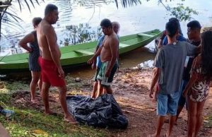 DESESPERO – Pai encontra corpo de filho em lago do Iranduba