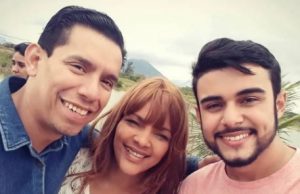 Caso Flordelis: impasse quase dissolve júriProjeção de trecho de um livro revolta defesa