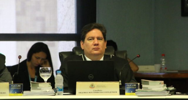 ari moutinho tce am