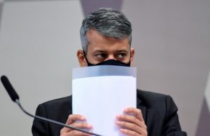 Ex-diretor preso por Omar Aziz paga R$ 1.100 e ganha liberdadeFiança