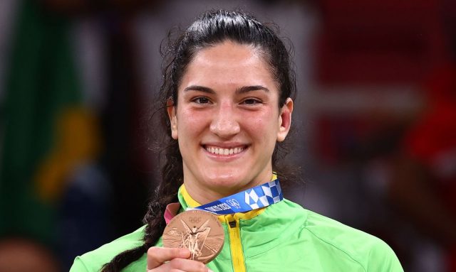 mayra_aguiar_medalha_sorriso_toquio