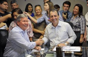 Arthur Neto acusa Omar Aziz de jogar fora R$ 50 milhões com Cidade UniversitáriaPolêmica