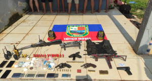 Em Iranduba, seis pessoas são presas por tráfico de drogas e porte ilegal de armas