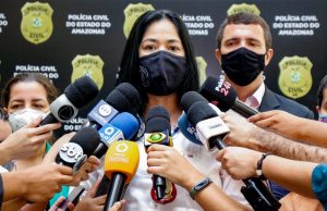 Jovem queria matar alunos em escola de Manaus para se vingar de bullyingEm depoimento, ele confessou que era o mentor do grupo e que para colocar o plano em prática, estava produzindo coquetéis molotov e bombas caseiras