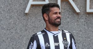 Atlético-MG apresenta Diego Costa e mira título Brasileiro, Libertadores e Mundial