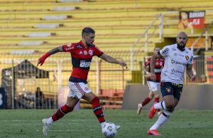 Com dois jogos a menos, Mengão mira na crista do Galo para chegar à liderançaSubindo pelas paredes do Brasileirão