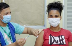 Segunda-feira em Manaus é de vacinação apenas para segunda doseImunização