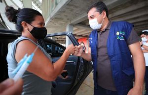 Amazonas vacina mais de 85 mil pessoas no fim de semanaEnfrentamento à pandemia